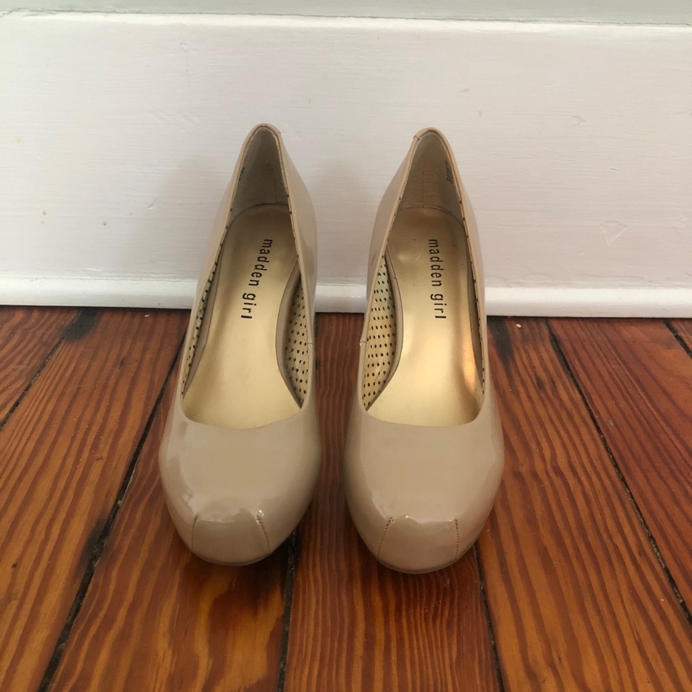 Madden Girl Nude Patent Leather Pumps